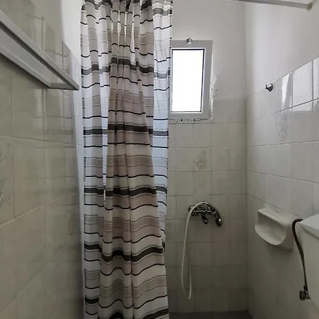 ελευθερία *