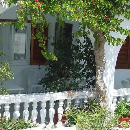 Hotel Eleftheria Páros