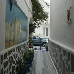 埃雷菲塞里亚酒店 *