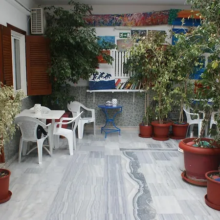 埃雷菲塞里亚酒店 酒店 Páros
