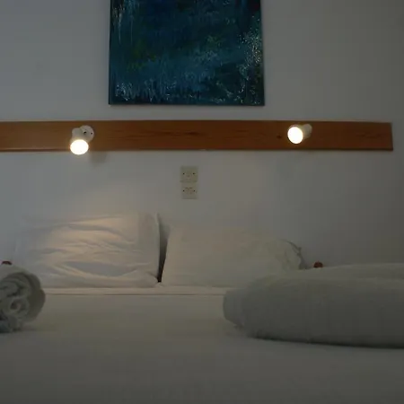 Eleftheria פארוס