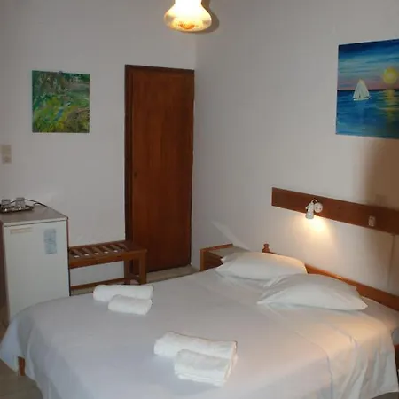 Eleftheria פארוס