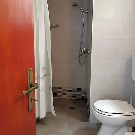 Eleftheria Hotel Paro