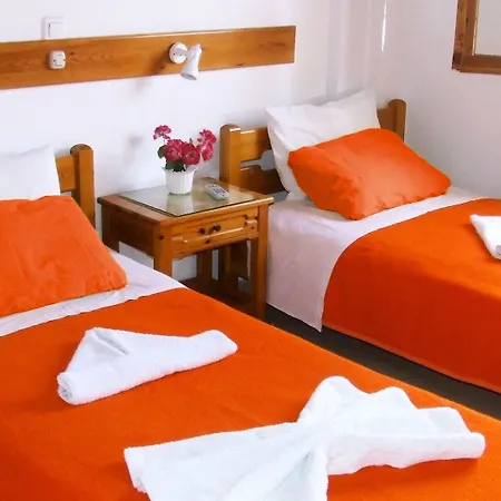 מלון Eleftheria *