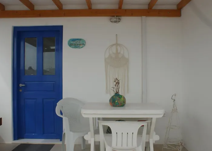 ελευθερία Ξενοδοχείο *