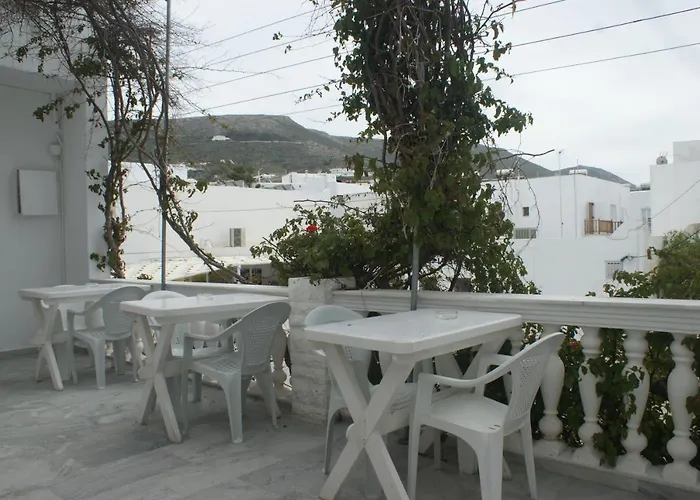 ελευθερία Ξενοδοχείο *